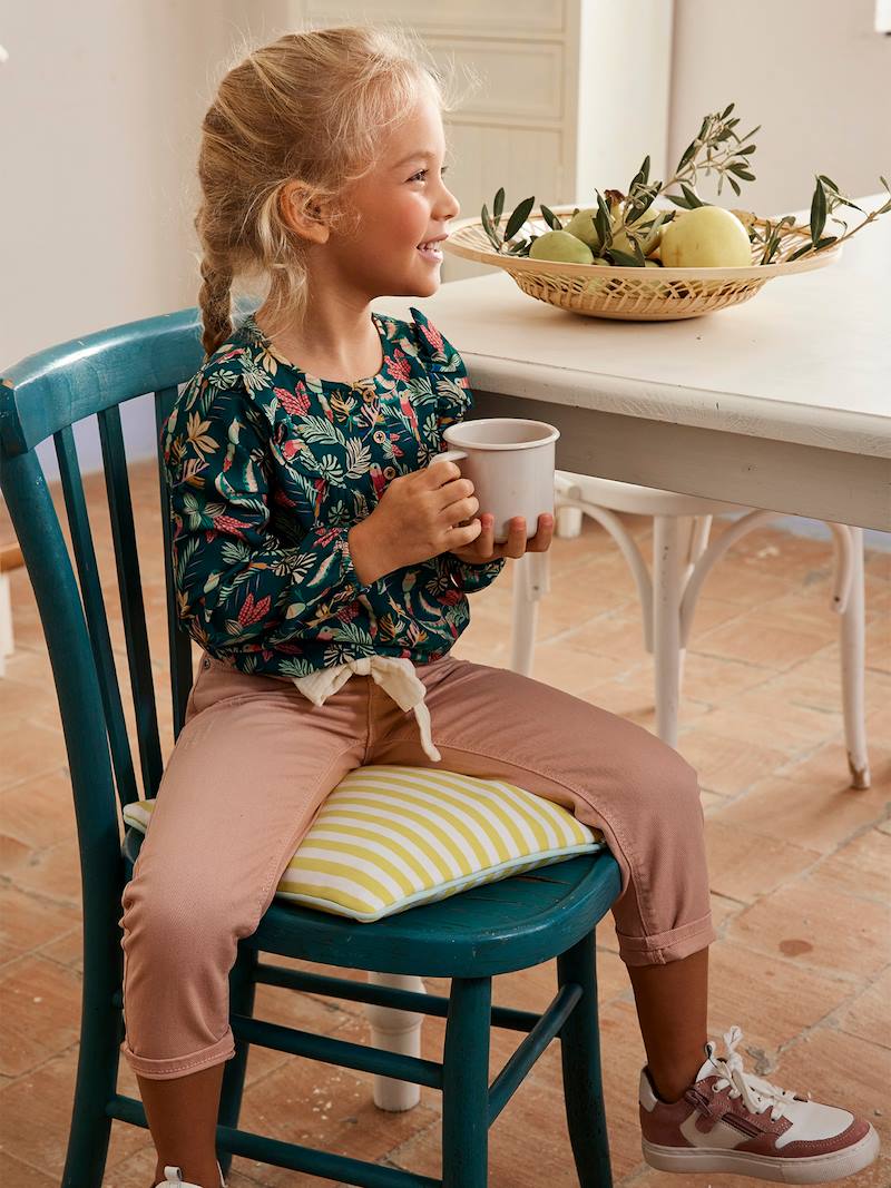 https://kids-avenue.com.ua/pages/gallery/2271/pantalon-mom-fit-et-sa-ceinture-en-gaze-de-coton-fille (4).jpg